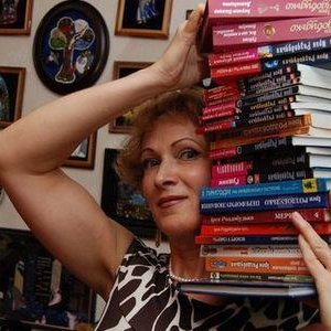 «Галерея жіночих образів від Ірен Роздобудько» (60 років від дня народження української письменниці)