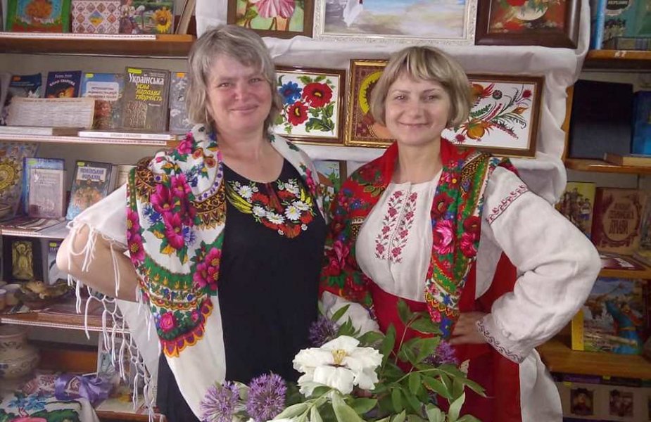 Флешмоб  «Зроби фото з хусткою»