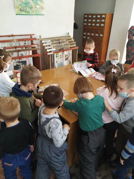 Екскурсія до бібліотеки «Наші друзі книги»