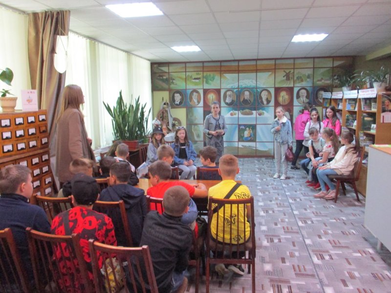 Година веселого настрою «Пізнаємо у забаві, світ веселий і цікавий»