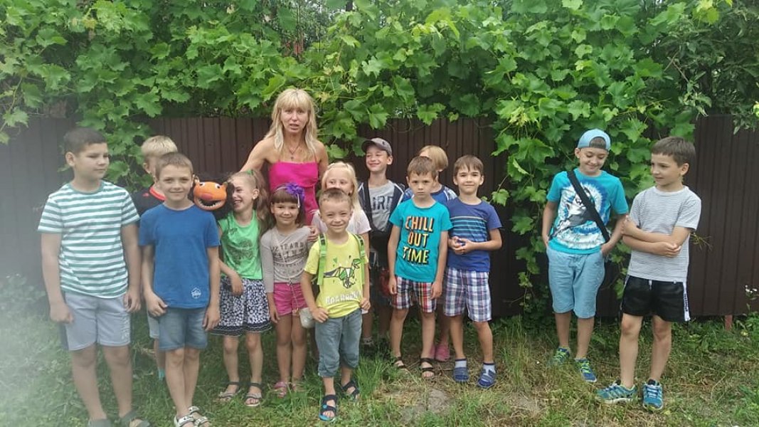 Подорож до казкової країни «Диво казка тут живе»