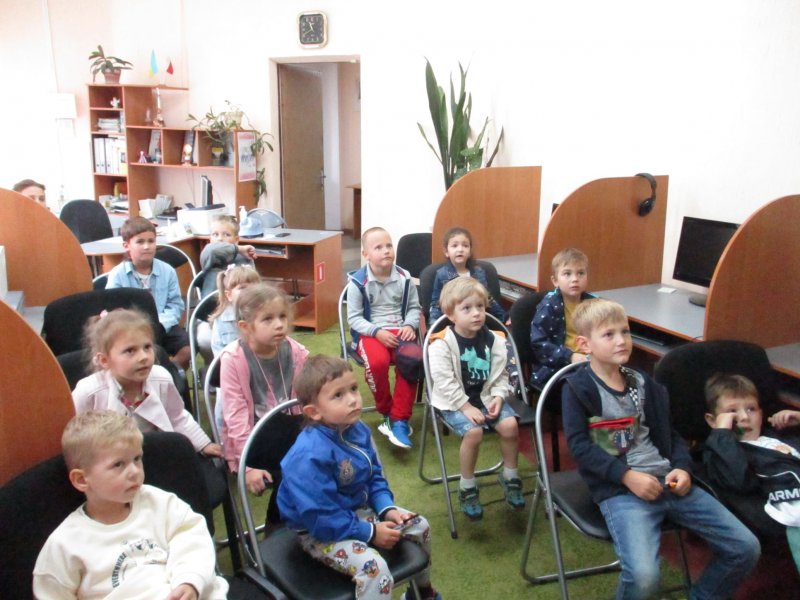 Відео-подорож «Подорож Рівненським зоопарком»  «Бібліотека під відкритим небом»