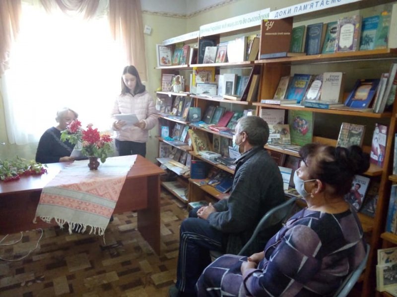 Літературна світлиця”А час вже скроні посріблив”