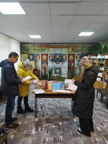 Різдвяний вернісаж ”Свята ці радісні й веселі”