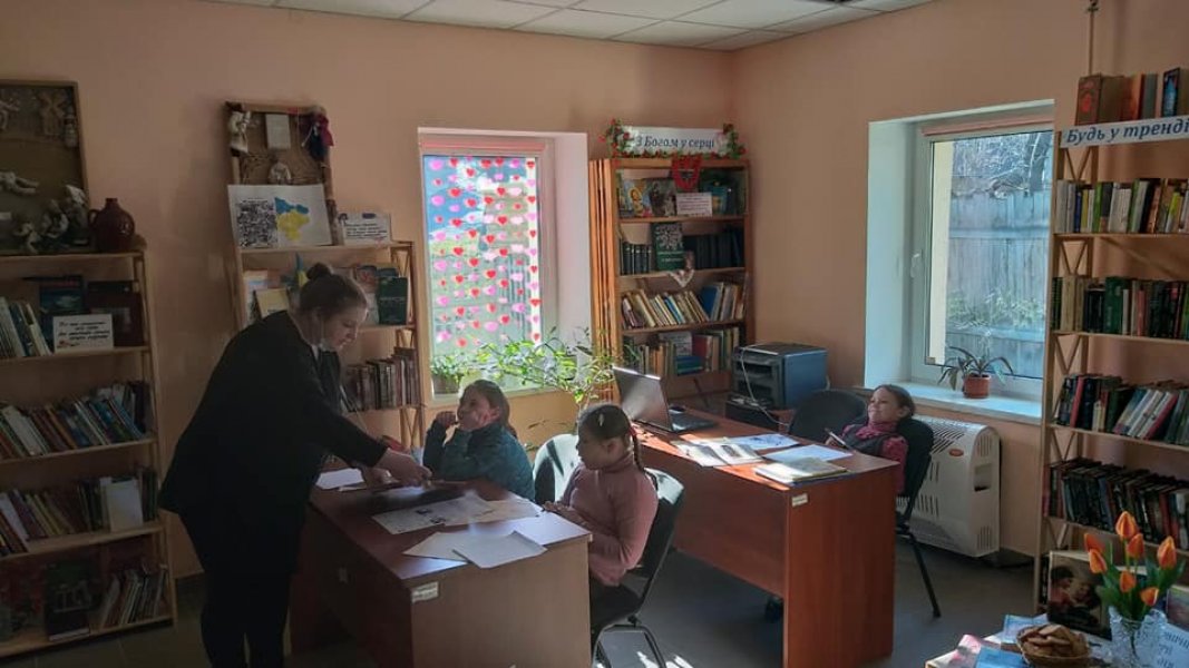 Гурток з вивчення англійської мови для дітей ”Smart kids” (Розумні дітки). 
