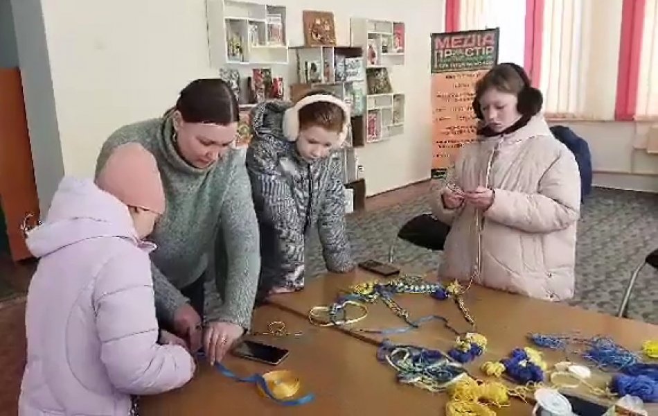 Патріотичний майстер клас «Кольори, що дають надію»