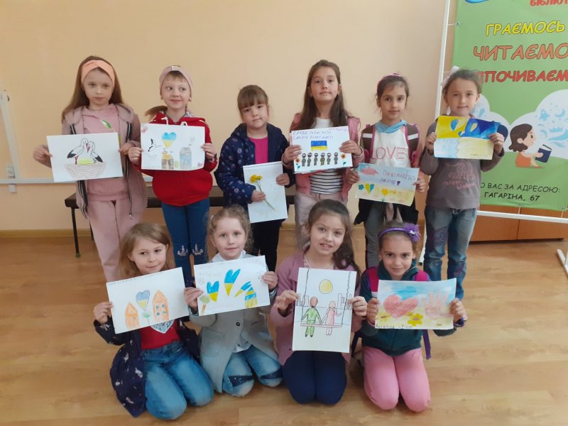 Арт-майстерня «Напиши листа українському солдату!»