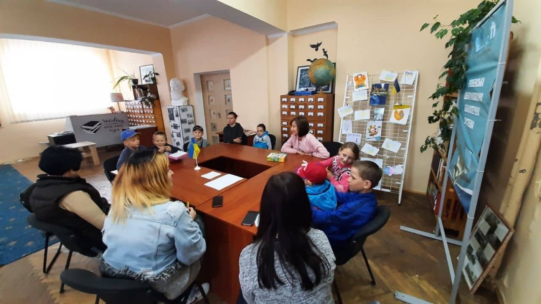 Арт-обійми з Іванною Голуб