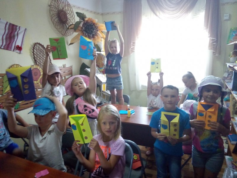 Майстер-класі по виготовленню листівок ”Бо на світі кращий ти, татусь!”