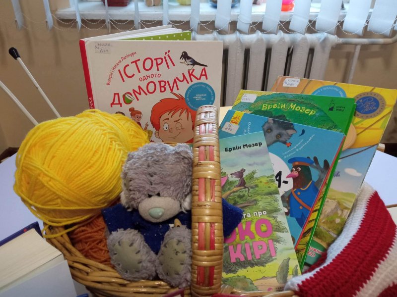 Національний тиждень читання (неділя  #ЗачитанеДоДірок #тижденьчитання #КнигаНаВійні)