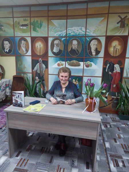 Презентація книги  Людмили Мошняги ”На мій мурашник знову наступили”