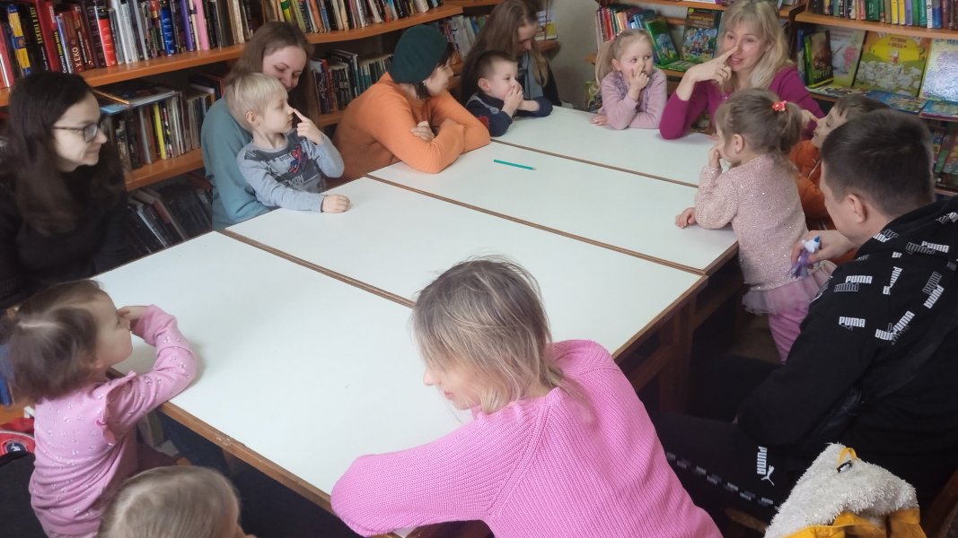 Клуб інтелектуального розвитку ”Маленький розумник” ”Вироблення навичок наполегливості посидючості та розвиток уваги”