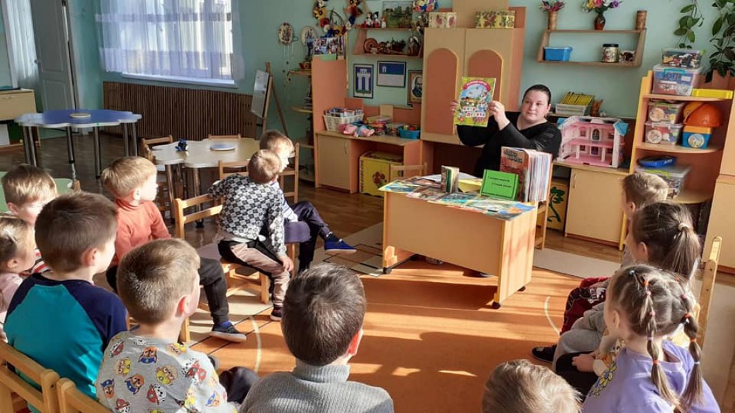 Виставка одного жанру ”Скільки народів, стільки казок” (Тиждень дитячого читання)
