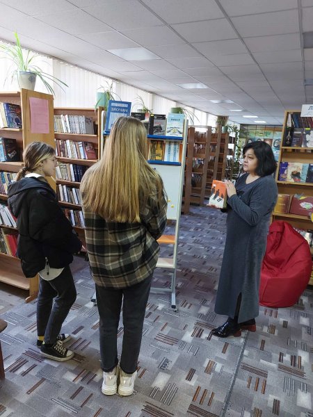 Книжкова виставка «Концтабори – злочини проти людства»