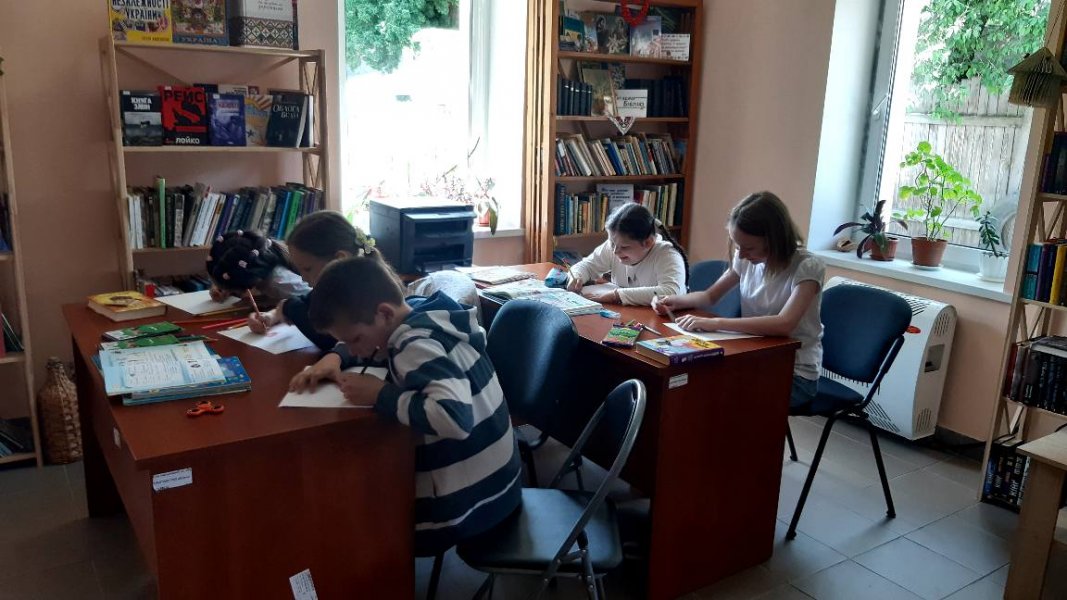 Заняття з англійської мови для дітей ”Smart kids”