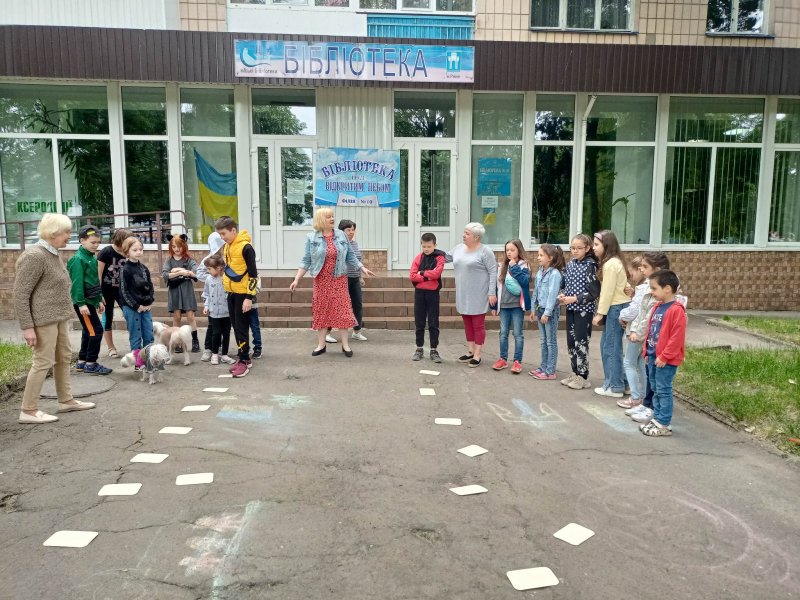 Бібліопригоди ”Фантазії літа” Бібліотека під відкритим небом