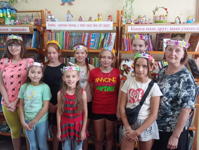 Творча майстерня ”Святковий віночок”