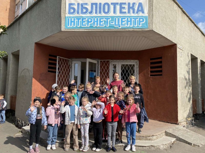 Знайомство з  письменницею Рівненщини Євгенією Гембаровською