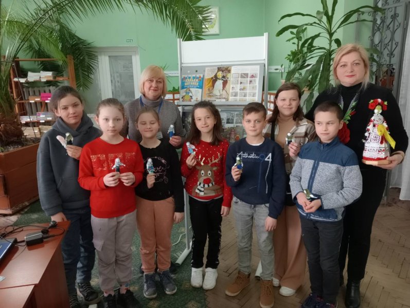 Народознавча скарбниця «Магія прадавніх оберегів»  (Тиждень дитячої та юнацької книги)  