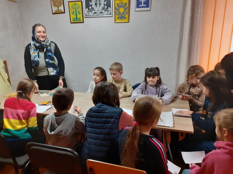 Літературний сніданок ”Тополина постать голосу” 