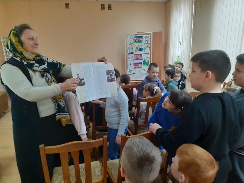 Поетична година «На шлях я вийшла ранньою весною»