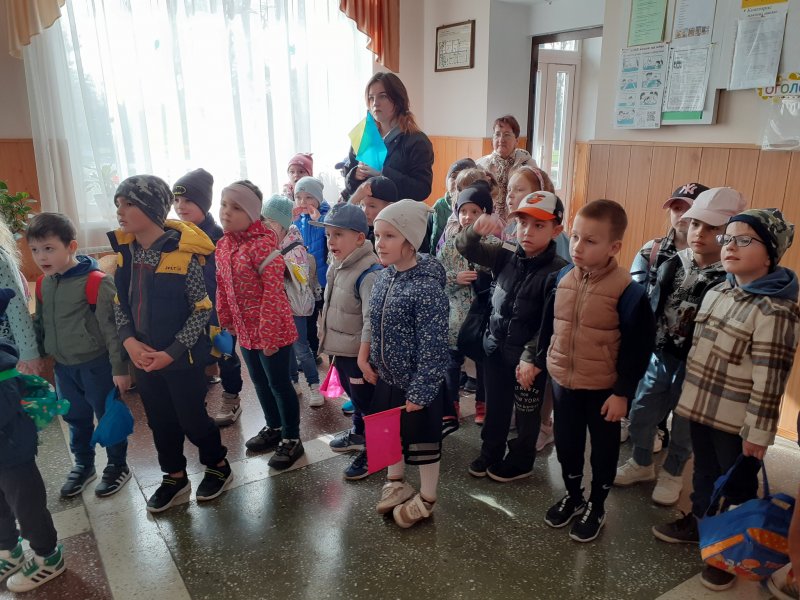 Екскурсія до бібліотеки ”Знайомство з бібліотекою”