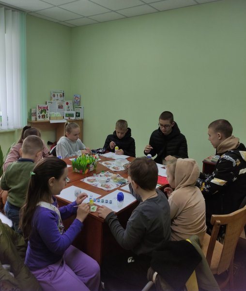  Майстер-клас з розпису писанок ”Пасхальний дзвін лунає звідусіль”