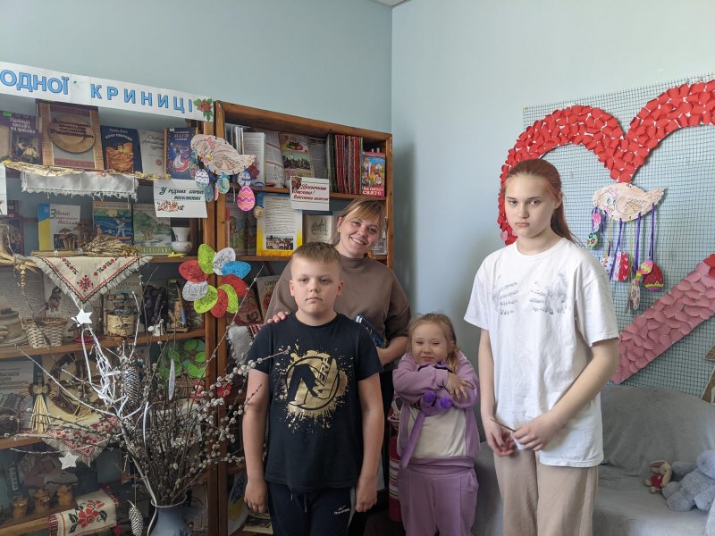 Виставка-інсталяція «Великдень свято Воскресіння» 