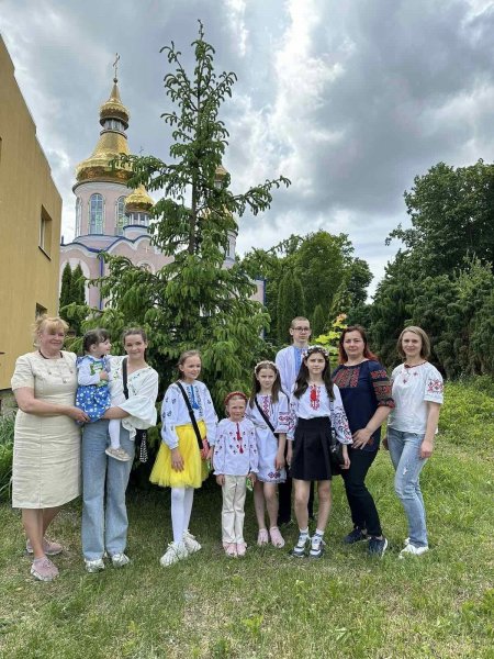Народознавча веселка «Народжені у сорочках» 