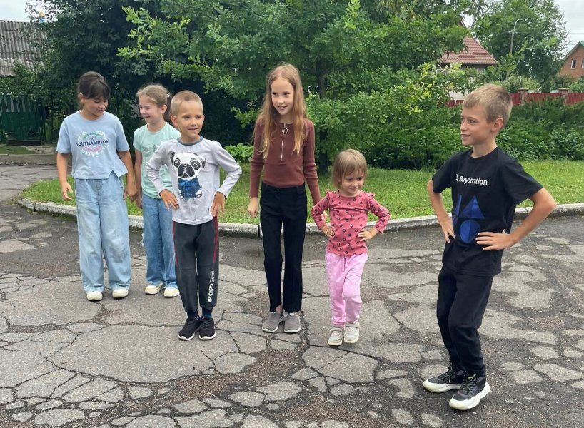 Гра «Веселий світлофор» (Бібліотека під відкритим небом)