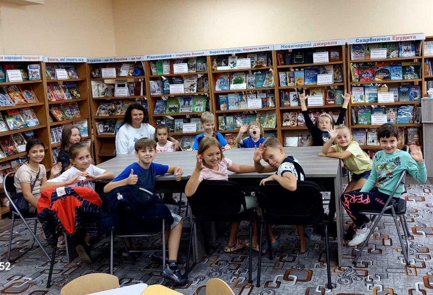Майстер-клас «В книжечку на згадку зробимо закладку» (Бібліотека під відкритим небом)