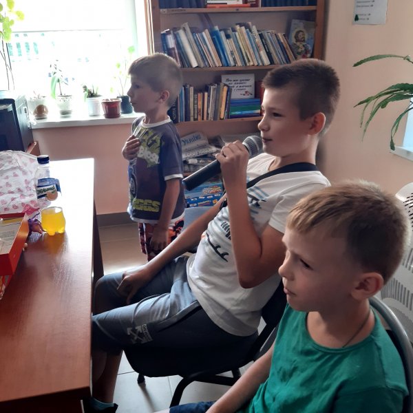 Патріотичне караоке «Україна понад усе» (Бібліотека під відкритим небом)