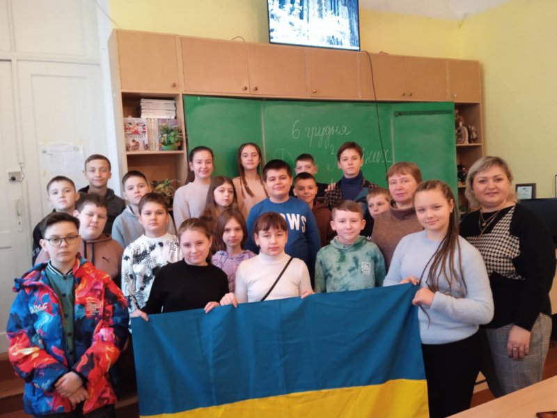 Історико-пізнавальна презентація «Це нашої історії рядки»