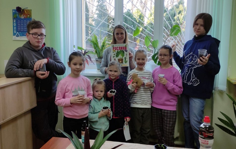 Бібліотека насіння  «Зернотека»  екопоробка «Розвиток рослин з насінини» 