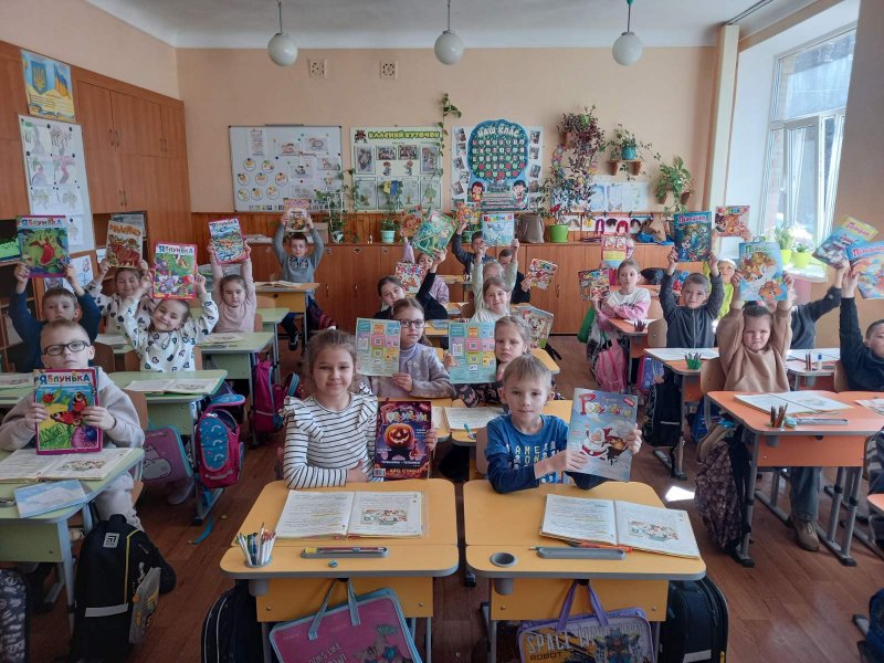 Знайомство з пресою «Країна дитячих журналів» (Тиждень дитячої та юнацької книги  «Книга змінює світ»)
