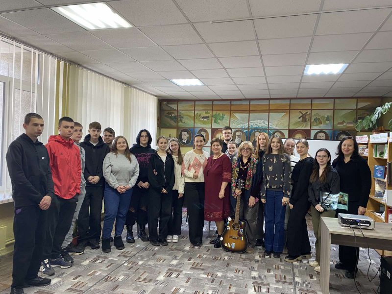 Презентація збірки  Наталії Войтович «У тиші народжується вірш» 