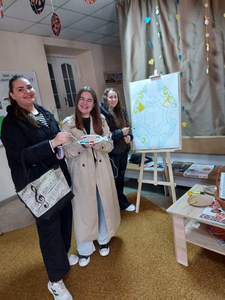 Писанковий арт ”Писанка -  Великодній символ українського народу”