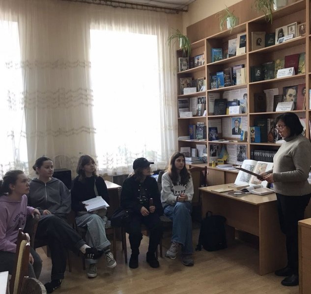Інформаційна година «Шляхами слов’янської культури» (До  Дня слов’янської писемності і культури)
