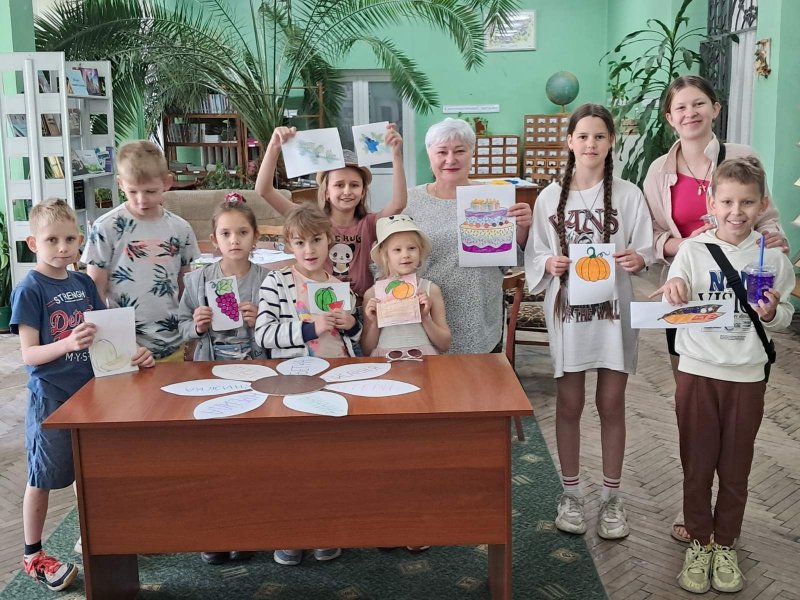 Бібліостихія «Дитинство – це гомін веселий усюди» 