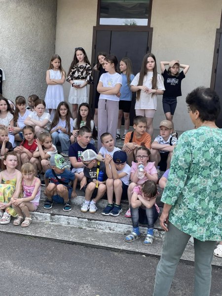 Бібліопікнік «Прийде Трійця – буде і на дворі, як на печі» («Бібліотека під відкритим небом – 2025» в рамках мистецького проєкту «Рівне. Літо. Музика – 2025»)