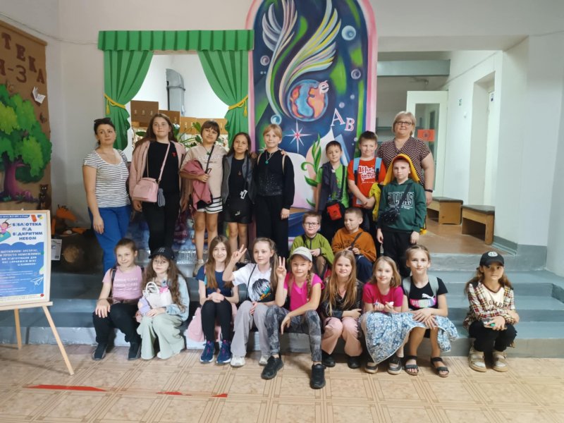 Екскурсія до бібліотеки (Пришкільний табір)