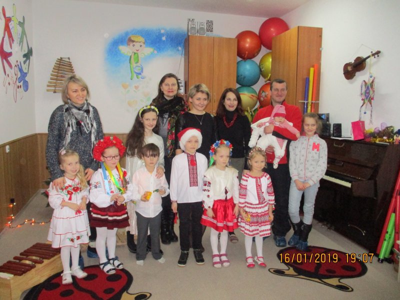 Різдвяний ранок «Колядуйте діточки, щедруйте»