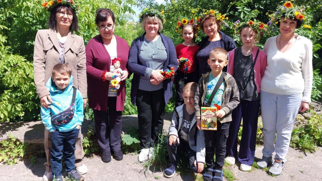 Купальські забави «Ой, сплетемо віночки» («Бібліотека під відкритим небом – 2025» в рамках мистецького проєкту «Рівне. Літо. Музика – 2025»)