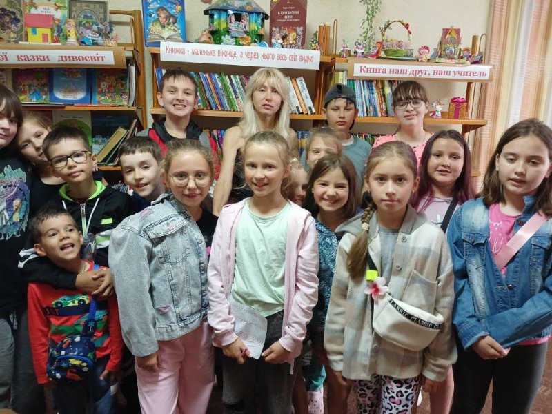 Центр когнітивного тренування «Фітнес для мозку» «Нейрогімнастика» («Бібліотека під відкритим небом – 2025» в рамках мистецького проєкту «Рівне. Літо. Музика – 2025»)