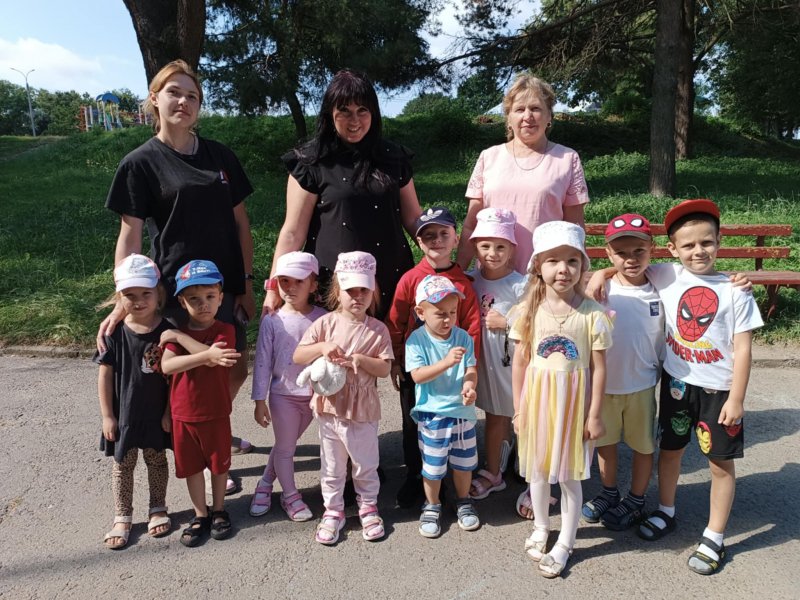 Екологічні ігри «Рости – виростай, за природу дбай» («Бібліотека під відкритим небом – 2025» в рамках мистецького проєкту «Рівне. Літо. Музика – 2025»)