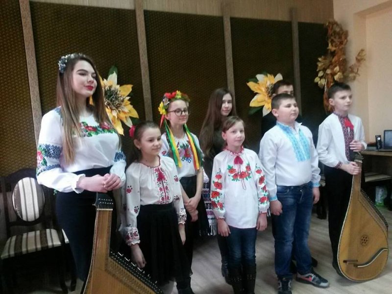 Читачі бібліотеки-філії № 2 стали переможцями  фестивалю-конкурсу «І твоя, слава Кобзарю не вмре, не поляже»