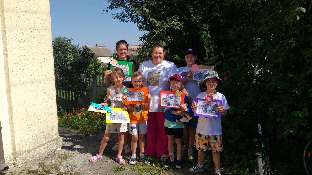 Майстер-клас «Місто, що надихає» («Бібліотека під відкритим небом – 2025» в рамках мистецького проєкту «Рівне. Літо. Музика – 2025»)