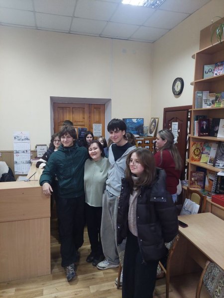 Патріотичний діалог «Люди доброї волі – провідники світла, добра на землі» (До Міжнародного дня волонтера)