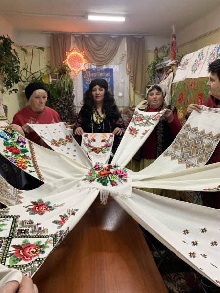 Фольклорне свято «Калита, калита солодка була» (до Дня святого Андрія Первозванного)