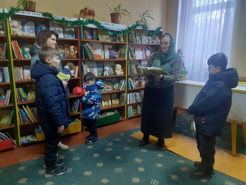 Поетичний диліжанс  «Ми приходимо у світ для любові» (До 85-річчя від дня народження Ганни Чубач, української поетеси та дитячої письменниці)